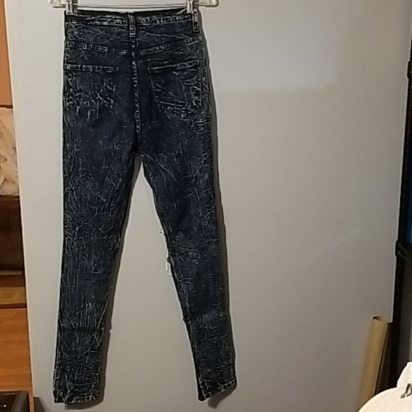 <APHRODITE> High Waist Distressed Skinny Jeans - Picture 5 of 15